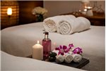 Island Suites Hotel & CoWorking island spa