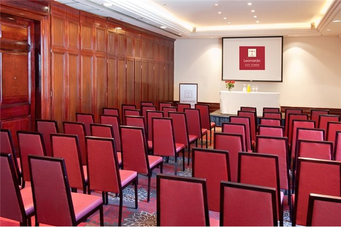 Leonardo City Tower Hotel