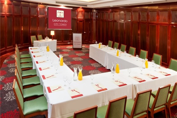 Leonardo City Tower Hotel