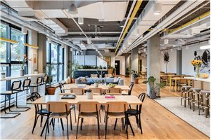 Meeting rooms in WeWork Shoken 23
