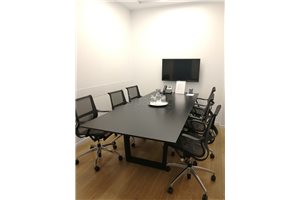 חדר ישיבות בחדר ישיבות פנימי Shavit