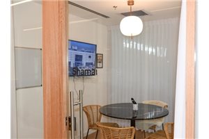 חדר ישיבות בUrban place jerusalem -Shamai