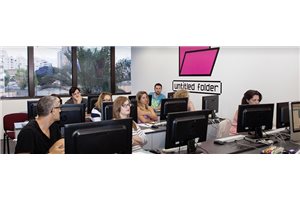 Meeting rooms in Computerized classroom - mentor college