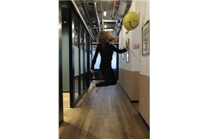 בייחוד עכשיו- חללי עבודה משותפים